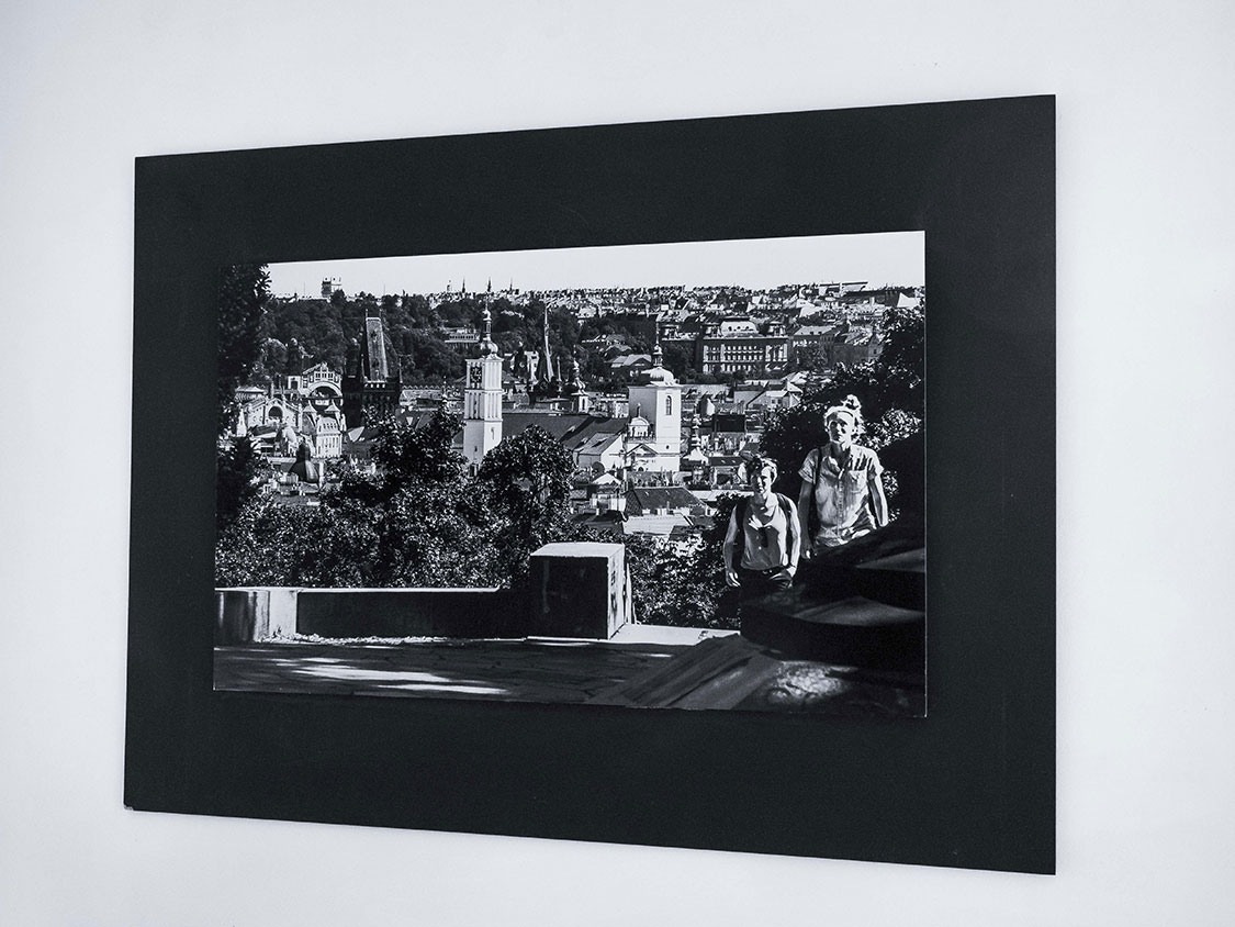 Adjustace-Framing 83 x 128 cm, Adjustace-Framing 83 x 128, Česko