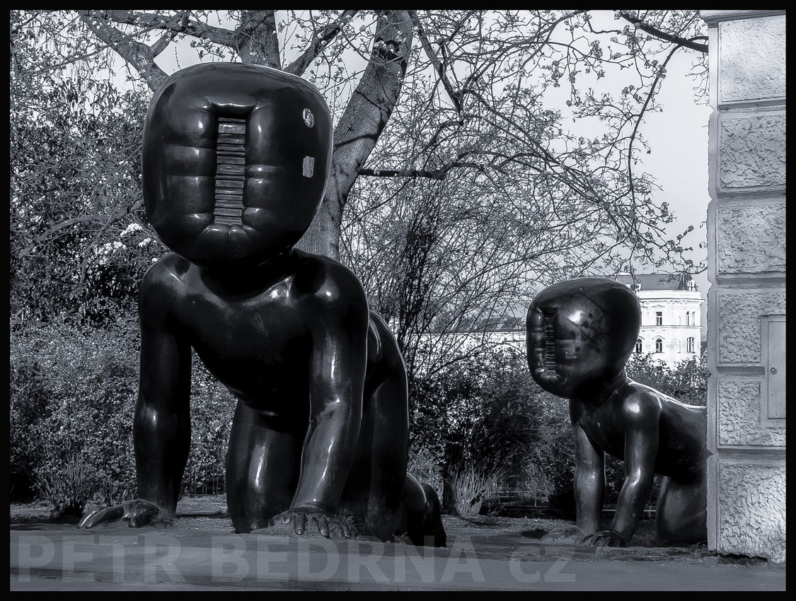 David Černý, Batolata na pochodu, Praha - Kampa, Babies, Mimina, Miminka, sochy, park, street foto, Česko