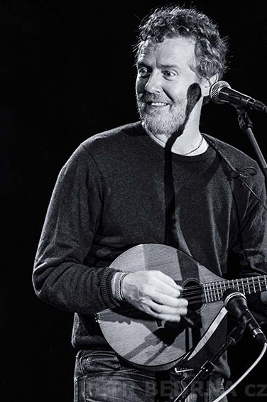 Glen Hansard, Milevsko