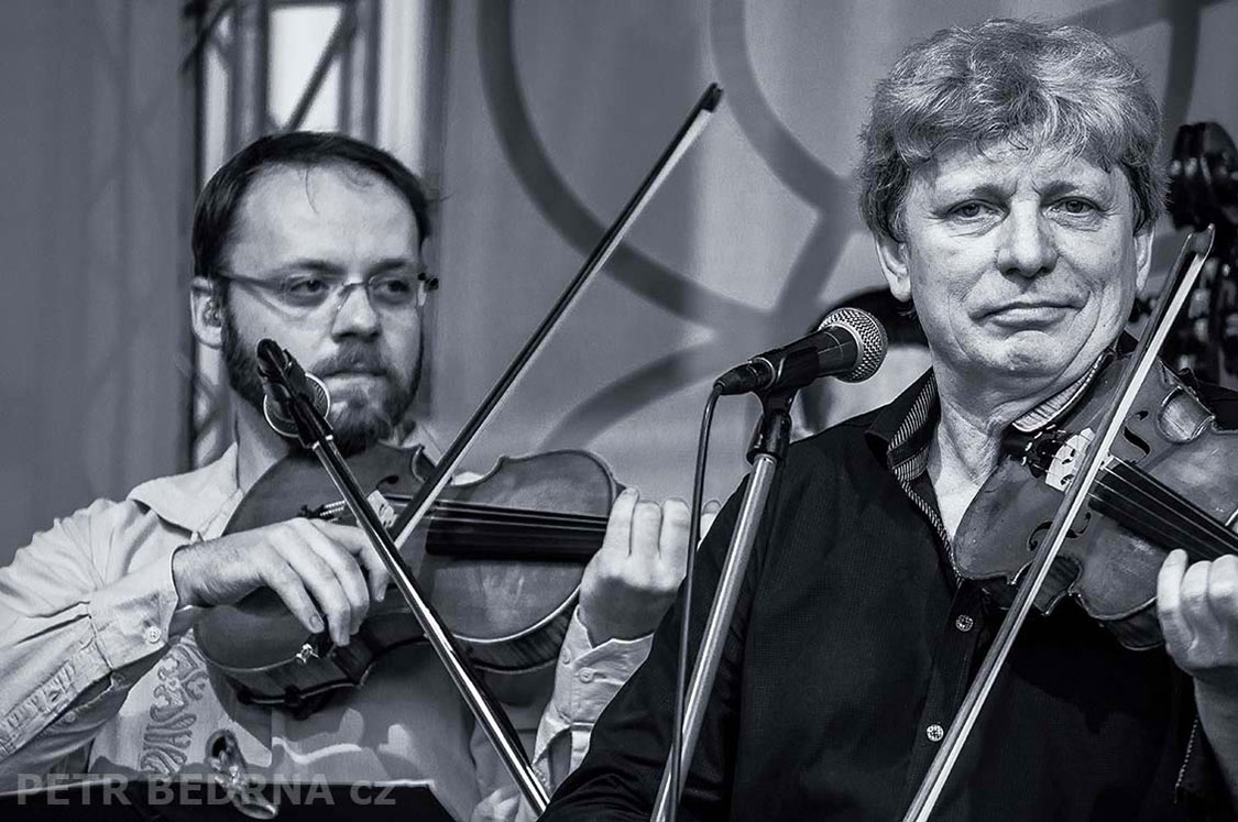 Jiři Pavlica, Hradišťan, Staroměstské náměstí, Praha, koncert, hudba, improvizace, Česko