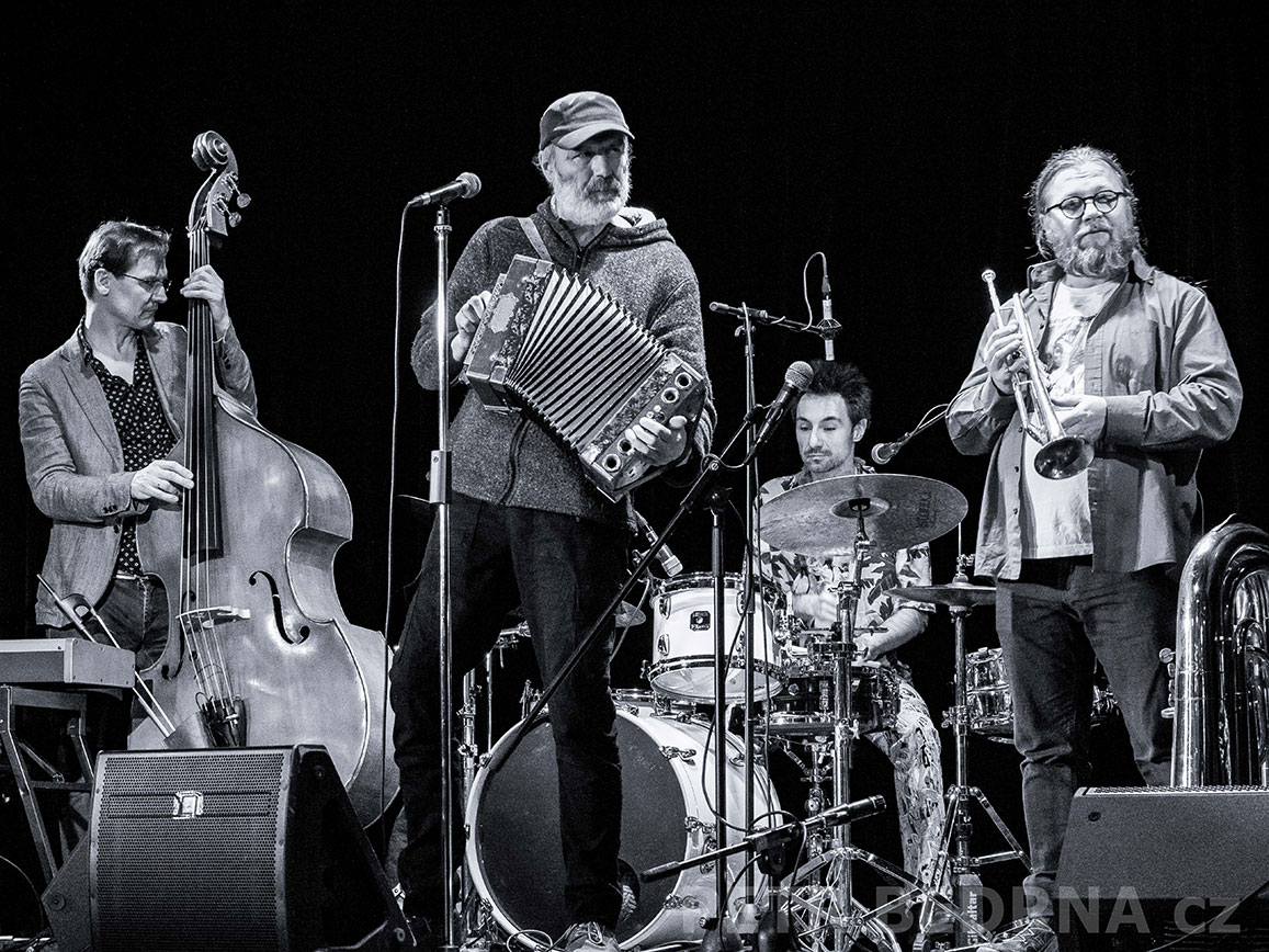 Karel Vepřek, Divadlo Dobeška 6.2.2026, Praha, koncert, hudba, improvizace, Česko