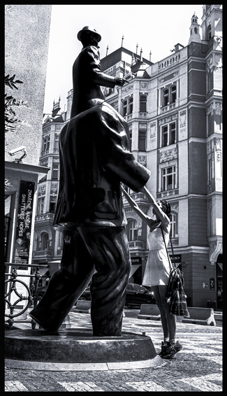 Pomník Franze Kafky, Španělská synagoga, 2015, Jaroslav Róna, Praha(4)