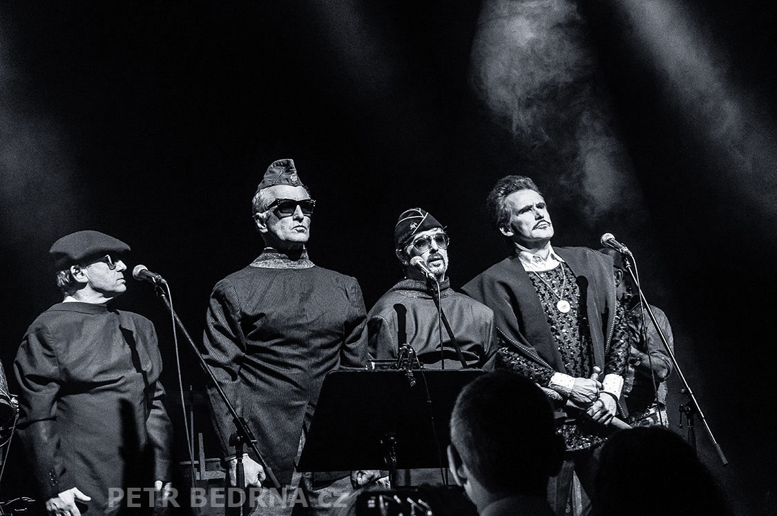 Fero Burda, Tomáš Hanák, Fr. Skála, Aleš Najbrt, Divadlo Archa 2.1.2018, hudba, parodie improvizace, Česko