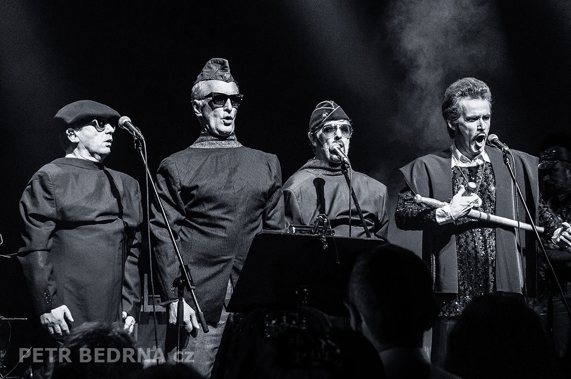 Fero Burda, Tomáš Hanák, Fr. Skála, Aleš Najbrt, Divadlo Archa 2.1.2018, hudba, parodie improvizace, Česko