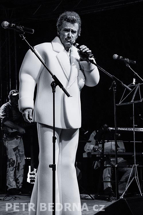 M.T.O. František Skála, Klášter sv. Anežky České, hudba, parodie improvizace, Česko