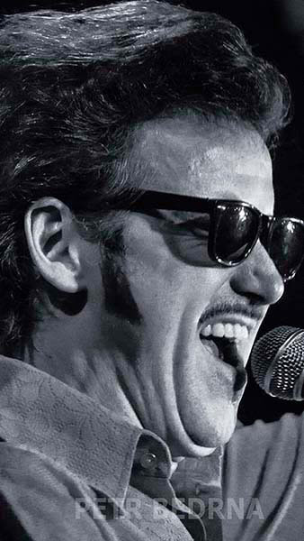 MTO, František Skála, Dobeška, Divadlo Dobeška - 8.11.2013, hudba, parodie improvizace, Česko