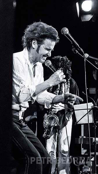 MTO, František Skála, Dobeška, Divadlo Dobeška - 8.11.2013, hudba, parodie improvizace, Česko