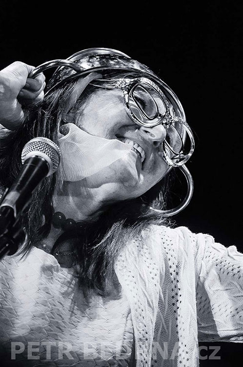 MTO Lenka Vychodilová, Dobeška 27.6.2017, hudba, parodie improvizace, Česko