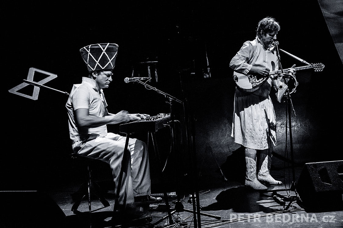 Jura Hradil, Petr Nikl, Divadlo Archa 19.2.2018, hudba, performace, improvizace, Česko