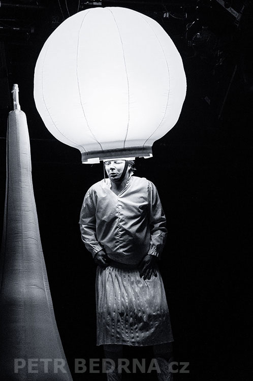 Petr Nikl, Divadlo Archa 18.2.2018, hudba, performace, improvizace, Česko