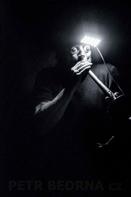 Petr Nikl, Divadlo Archa 12.2.2017, hudba, performace, improvizace, Česko