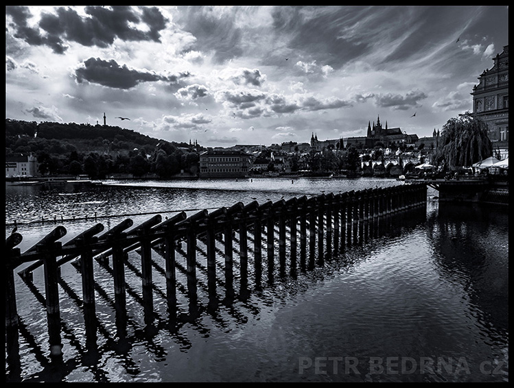 Karlův most, Pražský hrad, Novotného lávka, Vltava, Praha