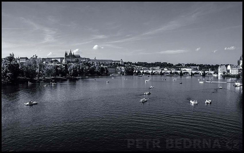 Pražský hrad, Karlův most, Praha, Střelecký ostrov, lodičky