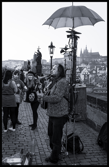 Alexomb busking, Karlův most, Praha