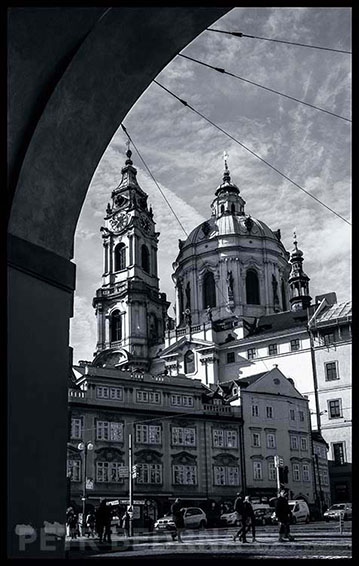 Kostel sv. Mikuláše, Malá Strana, Malostranské námestí, Praha