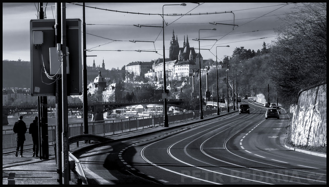 Hradčany, Pražský hrad, nábřeží E. Beneše, Praha, Strakova akademie, obloha, street foto, Česko