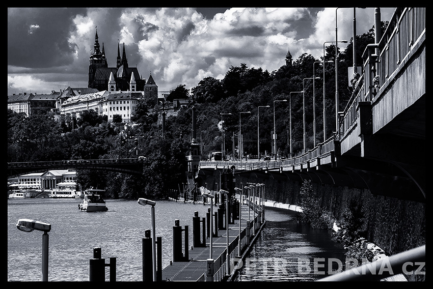 Pražský hrad, Letná, 2019, Nábřeží E. Beneše, Praha