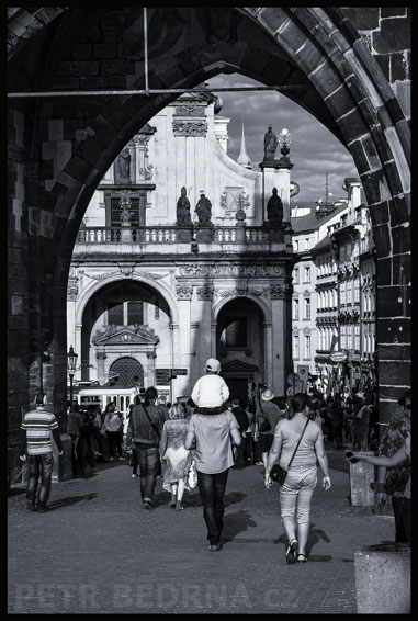 Staroměstská mostecká věž, Praha, Křižovnické námesti, street foto, historická památka, ulice, město, Česko