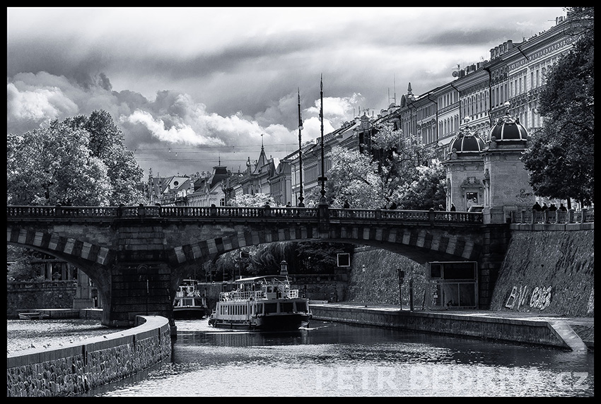 Most Legii, Janáčkovo nábřeží, Malá Strana, Praha