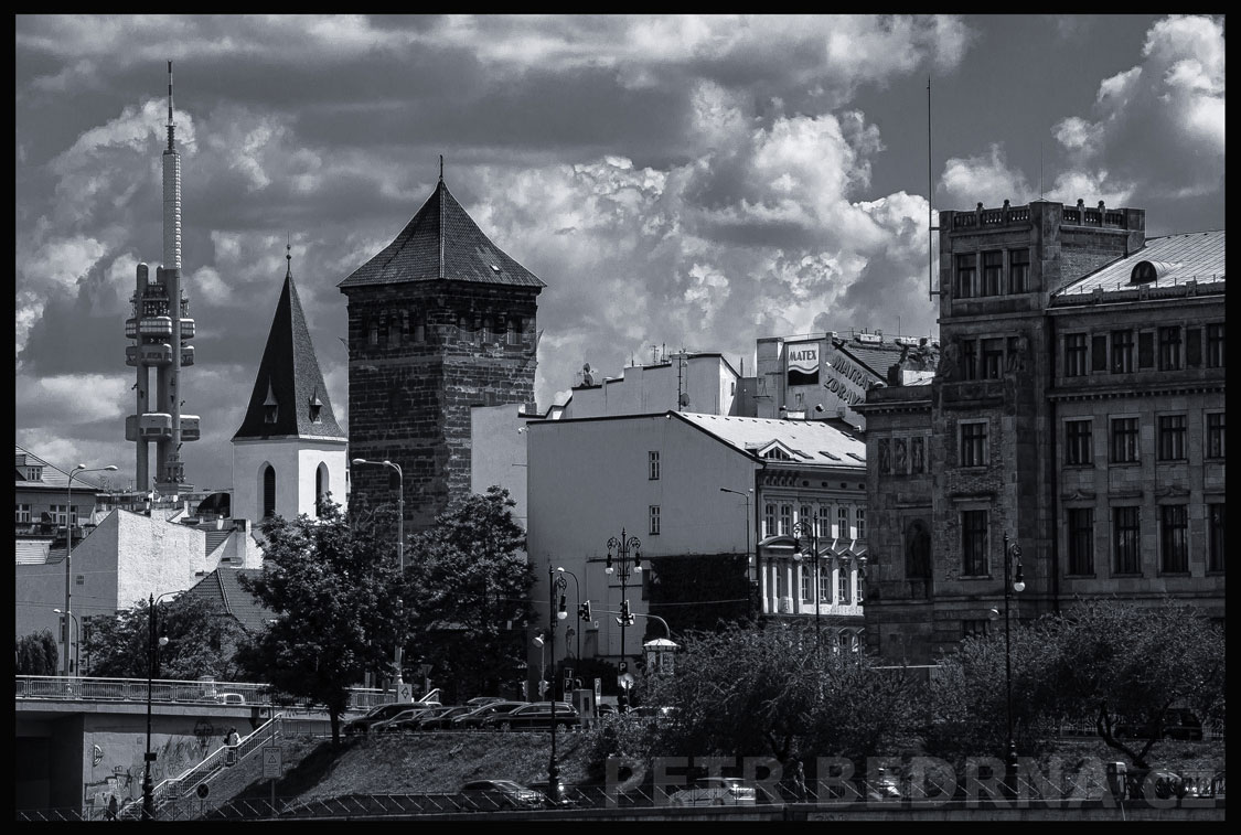 Novomlýnská vodárenská věž, Žižkovská věž, Praha, ulice Revoluční, Ministerstvo průmyslu a obchodu, Česko