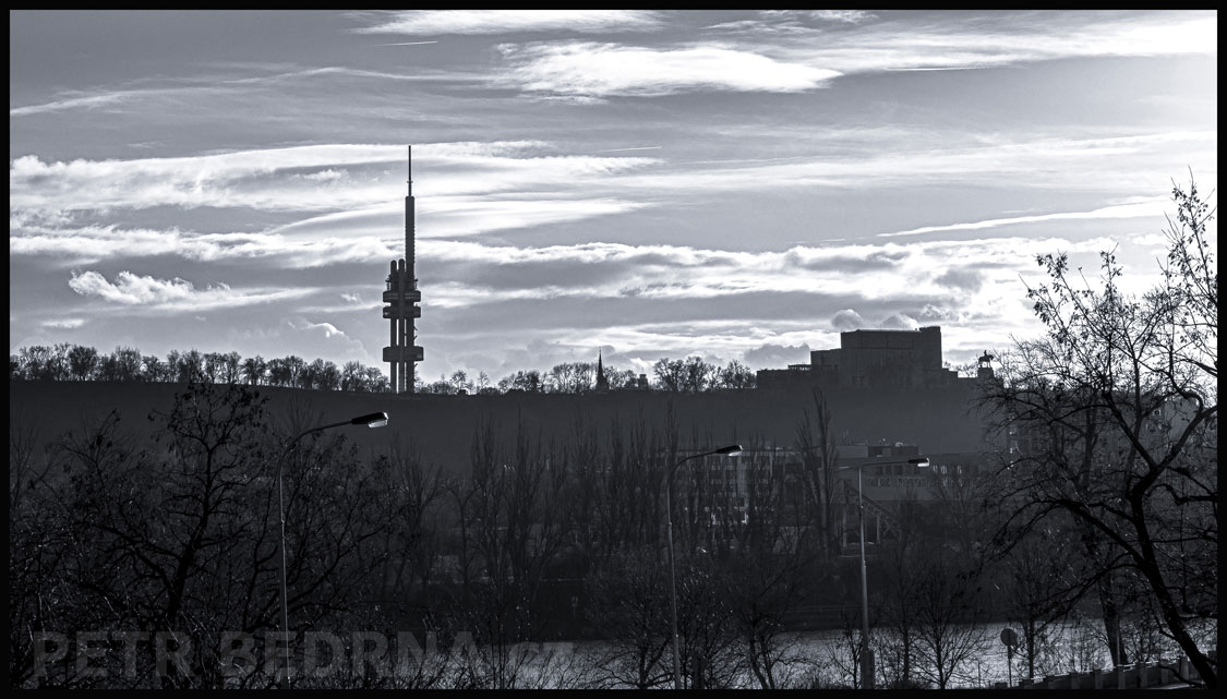 Žižkovská věž, Vltava, Vítkov, Praha, obzor, obloha, Česko