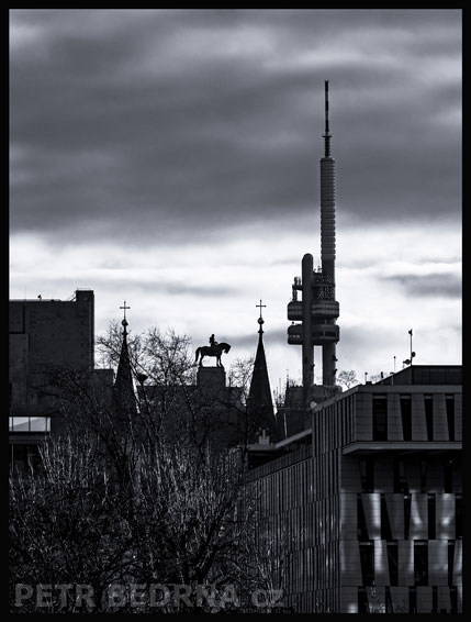 Jan Žižka - socha, Žižkovská věž, Praha Karlín