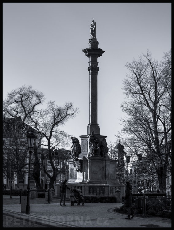 Mariánský morový sloup, Hradčanské náměstí, Praha, Ferdinand Maxmilián Brokoff a František Ignác Weiss, street, Česko