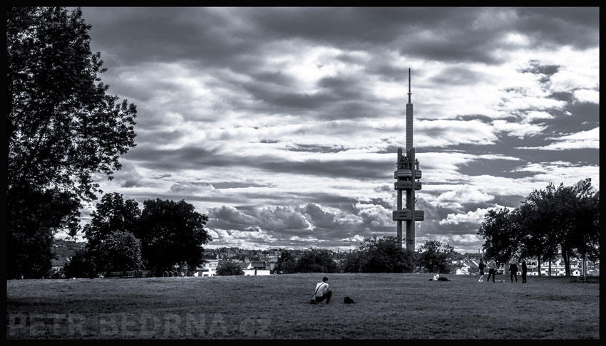 Žižkovská věž, Parukářka