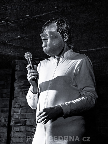 Petr Nikl, Café V lese, 2018(3)