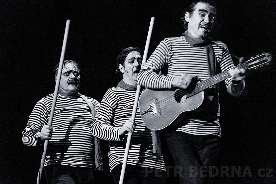 Tros Sketos, Italská lidová píseň, Palác Akropolis, 2013, Fr. Skála, Aleš Najbrt, Jaroslav Róna, Česko