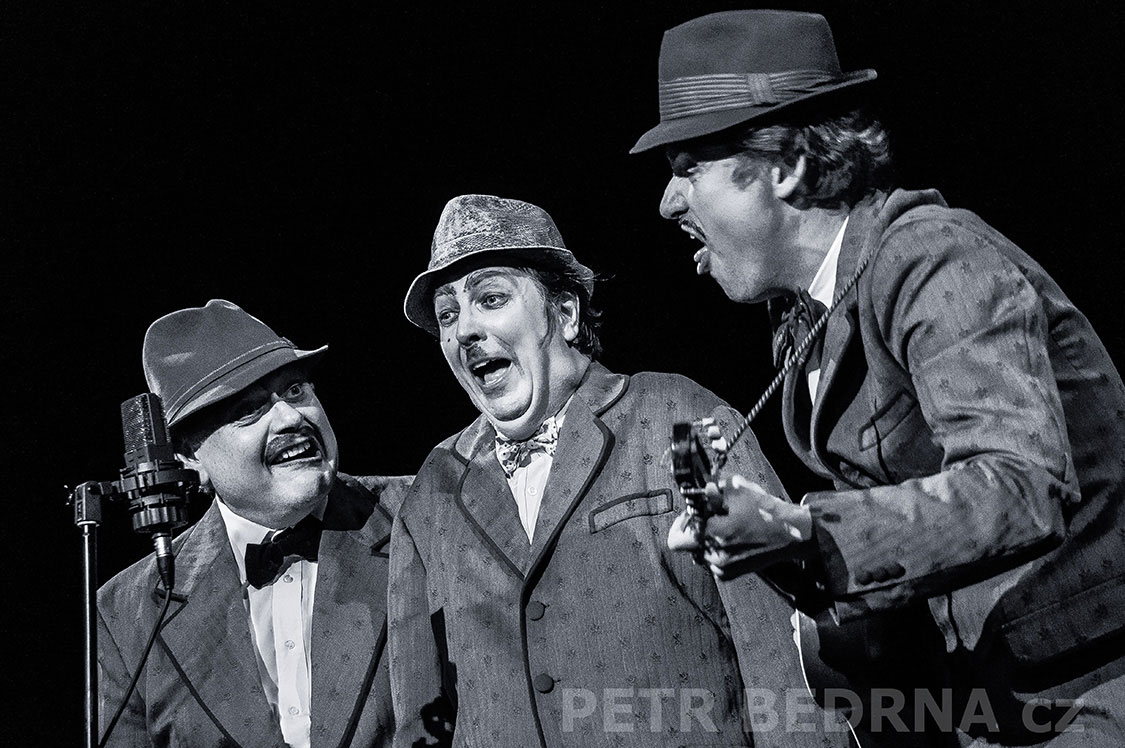 Tros Sketos, Rozesmátí strejcové, Cha!, Palác Akropolis, 2013, Fr. Skála, Aleš Najbrt, Jaroslav Róna, Česko