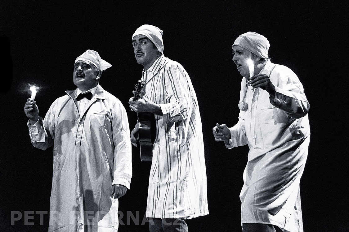 Tros Sketos, Tři duchové, Palác Akropolis, 2013, Fr. Skála, Aleš Najbrt, Jaroslav Róna, Česko